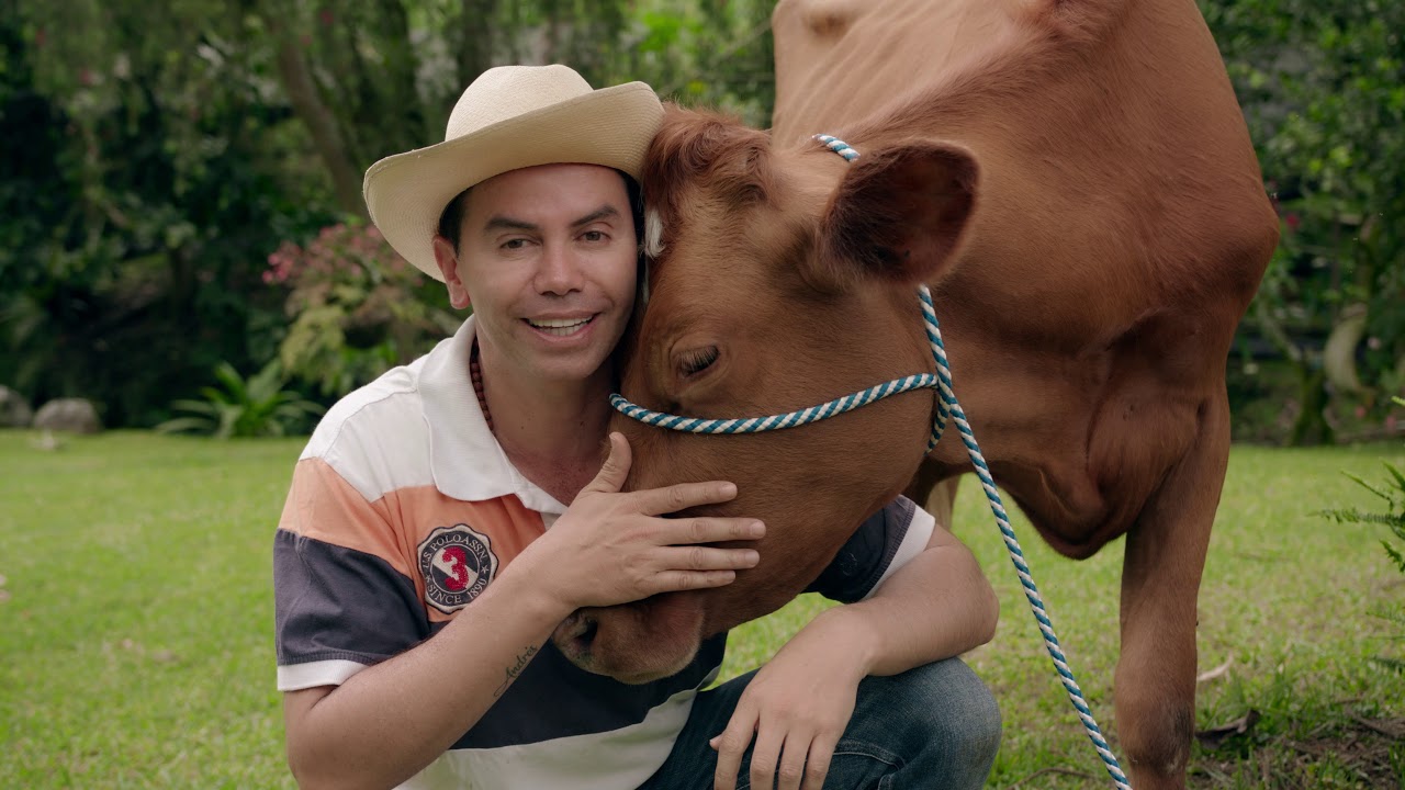 Jhonny Rivera y su inmenso amor por los animales